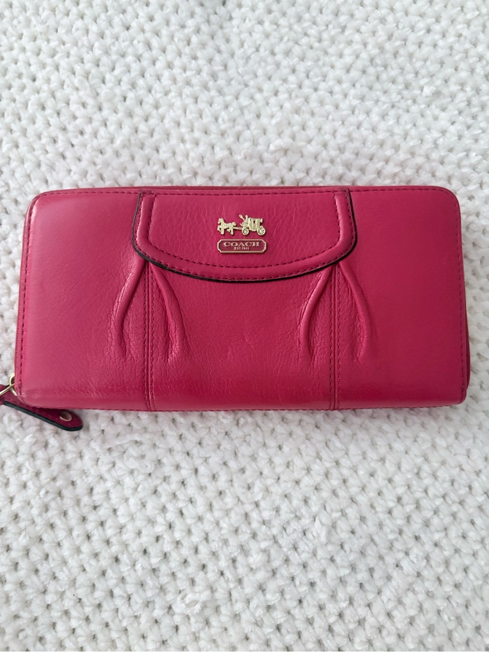 Coach Red Leather Zip Around Wallet with Gold Logo